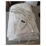 Electric dual side heat blanket w/ 2 controls