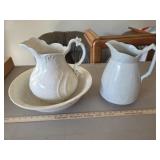 2 pitchers & basin