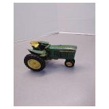 John Deere diecast tractor *Metal Wheels
