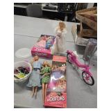 Gift Giving Barbie + others, moped, Ken doll and
