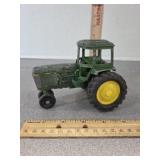 John Deere diecast tractor farm toy