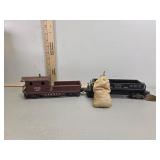 Lionel Caboose and Dump Car O gauge with