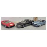 1:24 scale diecast cars Camaro, Ferrari