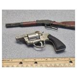 *COLT Hubley revolver and Rifle toy cap guns ?
