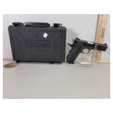Tisas 1911 Carry B45BA 45ACP pistol with case and
