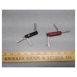 * Keychain Swiss Army Pocket Knives x2