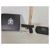 NIB Springfield Hellcat 9mm pistol, optics