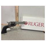 Ruger Wrangler, 22LR revolver silver cerakote,