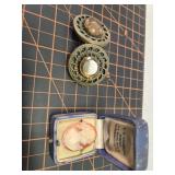 Cameo locket and piece