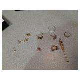 Misc gold scraps &pieces