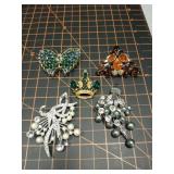 Vintage rhinestone brooches
