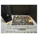 Misc vintage jewelry bits & pieces