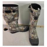Rubber boots size 10 itasca