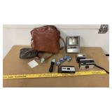 Vintage Kodak Instamatic 20 & 124 cameras, flash