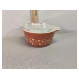 Pyrex dish with lid 474-B
