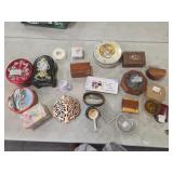 Kitchen and jewelry boxes