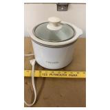 Small 1qt? crockpot