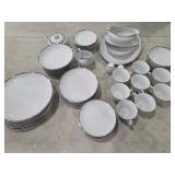 Lynnbrooke Dish set, 8 place