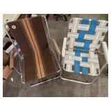 > 2 Folding Lawn Chairs