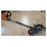 >Black and Decker electric edger - works