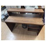 >Wooden desk 51x22x38"