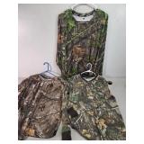 Camouflage t shirts, XL