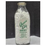 Queen City Dairy Dickinson ND 1qt bottle