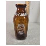 Hy-Grade milk, Grand Rapids MI amber color label