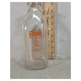 Ford dairy, Council Bluffs, quart glass milk