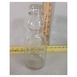 Meadow Gold quart embossed, cream neck, glass