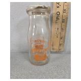 Martin farms Rochester NY, color label half pint