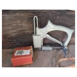 Red Devil DP-2 window glazing tool & points