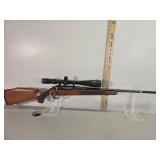 Tikka M558 RH, 223rem rifle *Has strong cat odor