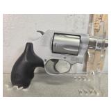 Smith & Wesson 637-2, 38spl +P airweight revolver