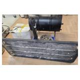 >Trailer hitch cargo platform