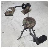 >Rifle shooting seat tripod