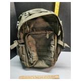 SOG backpack & mini flashlight