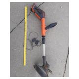 Black +Decker 20V weedeater  with charger