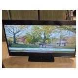 > Vizio TV 38' - works, see video