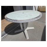 Sunbeam plastic outdoor table