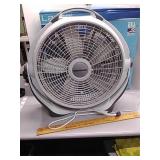 20' Lasko fan