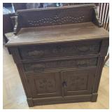 > Antique oak commode wash stand cabinet 30x17x35'