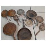 Cast iron cookware +