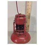 Dietz No. 40 traffic gaurd lantern, red glass