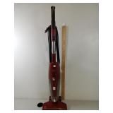 Fuller Brush Co. Spiffy Maid Broom Vacuum