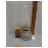 Glass oil lamp
