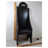 Wood pouting chair