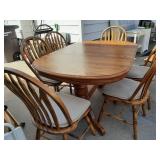 Oak dining table, two leaves, six chairs with