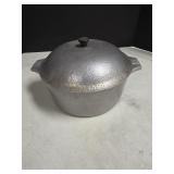 Wagner Ware Dutch oven Magnalite pot vintage