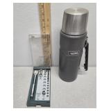 Thermos and ratchet tool set